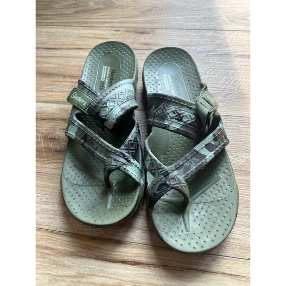 Sketchers Womens 10 Camo Strappy Sandals Water Resistant Foamies - Picture 2 of 7
